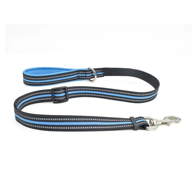 Pechera ergonomíca y reflectante con ajuste personalizado. Con nombre y teléfono personalizado. Cómodo, resistente y transpirable. Perfecto para perros pequeños, medianos o grandes.
