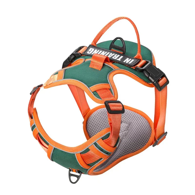 Pechera ergonomíca y reflectante con ajuste personalizado. Con nombre y teléfono personalizado. Cómodo, resistente y transpirable. Perfecto para perros pequeños, medianos o grandes.